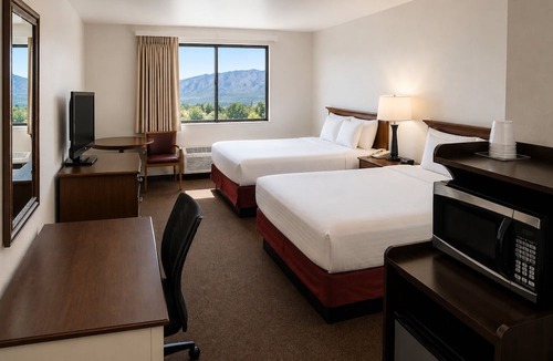 Lake Point Hotel | Days Inn by Wyndham Lake Point