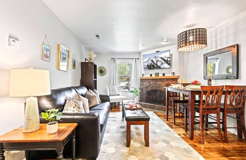 North Park City Condo | Copperbottom Inn by KBM