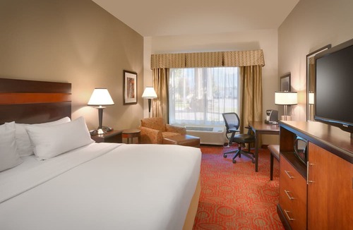 Sunset Heights Hotel | Holiday Inn Express & Suites Orem-North Provo by IHG