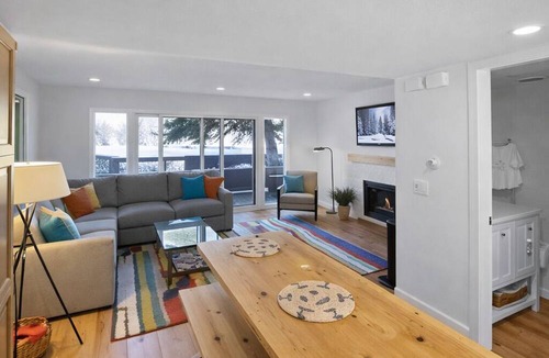 Park Meadows Condo | Open Floor 71 Vantage Family Condo by RedAwning