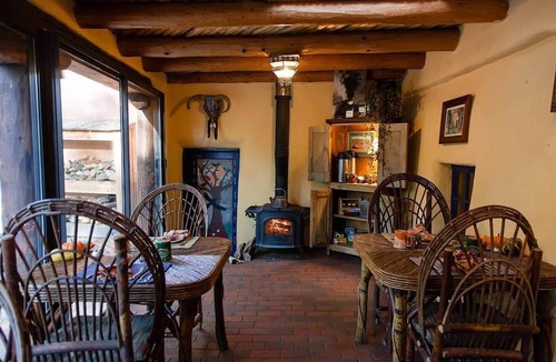 Taos Bed & Breakfast | Adobe & Pines Inn