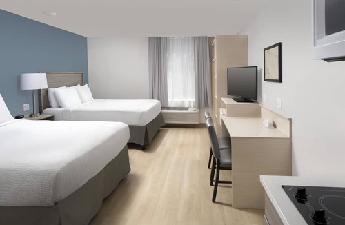 Redmond Hotel | WoodSpring Suites Seattle Redmond