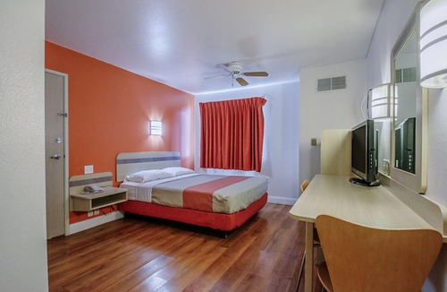 Nephi Hotel | Motel 6 Nephi, UT