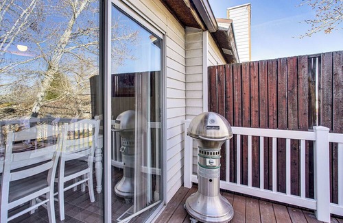 Taylorsville Apartment | Stunning SLC Basecamp: Ski, Explore & Unwind