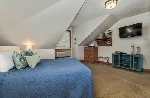 Providence Bed & Breakfast | Old Rock Church Bed and Breakfast