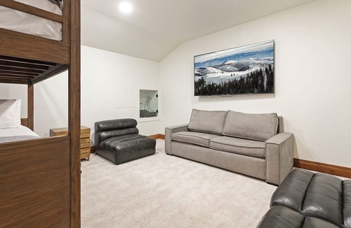 Empire Pass Condo | Grand Lodge - 5 Bedroom Condo Penthouse #505 - Ski-in/ski-out by Deer Valley Resort