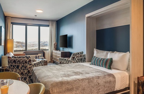 Park City Cottage | Jordanelle Sunrise Modern Condo, Gondola Access, Year-round Outdoor Fun