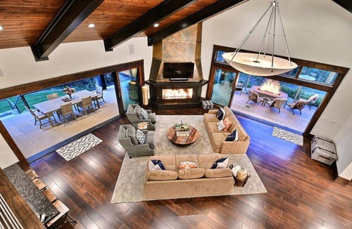Park City House | Chic Colony Ski-in Ski Out Villa Direct Access to Adventures at Park City Resort Hot Tub Gym