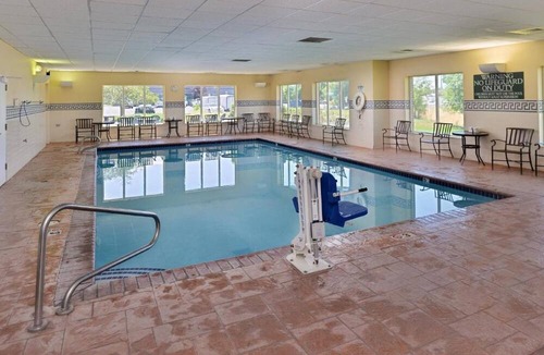 Bountiful Hotel | Holiday Inn Express & Suites Salt Lake City N – Bountiful by IHG