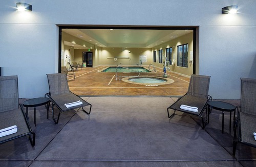 Page Hotel | Hampton Inn & Suites Page - Lake Powell