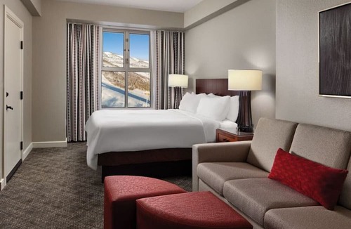 North Park City Hotel | Ski In/Out - Marriott Mountainside