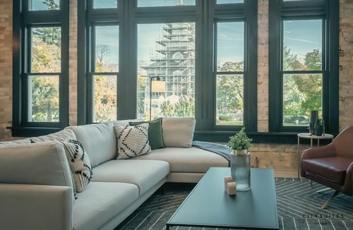 Logan Apartment | Luxury Suite ~ Above Starbucks ~ Main St View