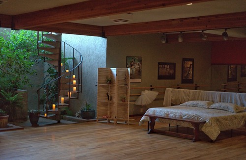 Page Apartment | Sleep, Dance, Relax, Enjoy Unique Studio