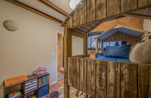Green Mountain Falls Cabin | Mountain Cottage | 13 Min to Manitou