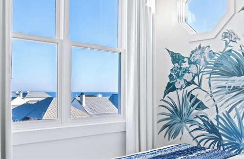 Rosemary Beach Hotel | 401 Rosemary Beach Inn - Includes Beach Chairs & Complimentary Breakfast + Access to 4 Pools