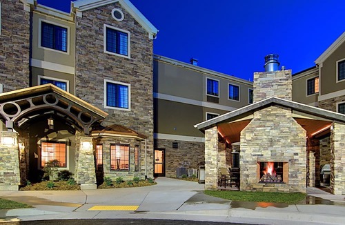 West Valley City Condo | Free Breakfast Buffet. Pool, Hot Tub