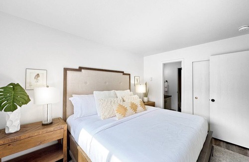 Park City Condo | Peaceful Canyons Condo Views Pools Hot Tubs Perfect for Longer Summer Stays