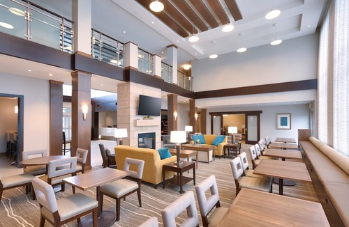 Lehi Apartment | Free Breakfast. Pool & Hot Tub. Gym. Near Traverse Mountain Shopping Center!