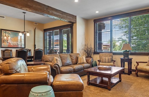 North Park City Condo | Silver Star 1104. Private Hot Tub and Golf Views. Near Main Street.