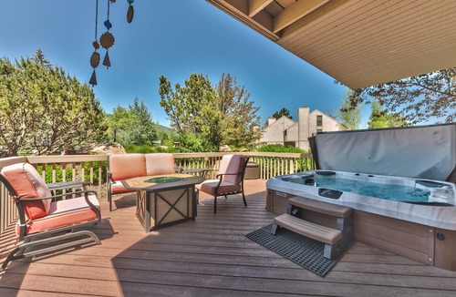 Park Meadows Condo | Luxury Condo, Private Hot Tub & Year-Round Recreation at Park City Racquet Club