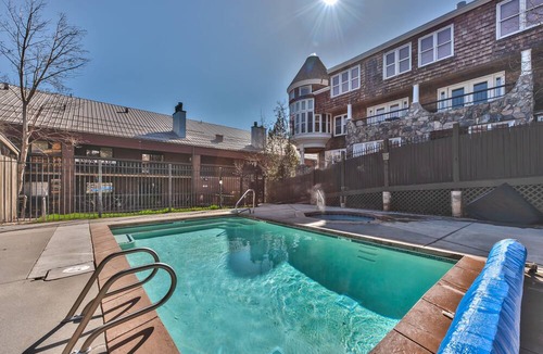 North Park City Condo | Enjoy Luxury Resort Amenities in the Heart of Old Town Park City! Snowblaze 202