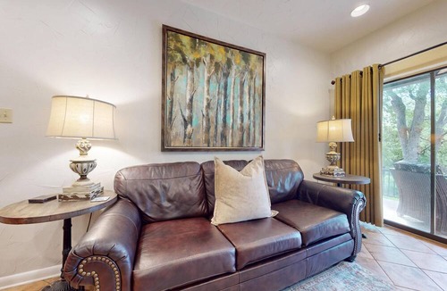 New Braunfels Condo | River City Resorts: CW C112 : Free Tubes with Rental!
