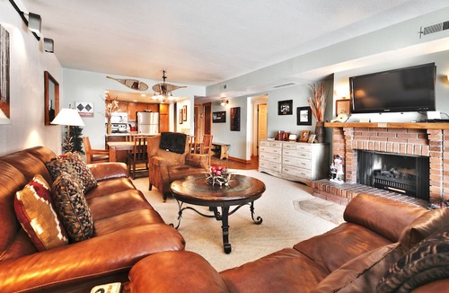 Downtown Park City Condo | Prime LOC-Town SKI Lift-Main Str-Heated Pool-Hot Tub open 12 months/year-WIFI