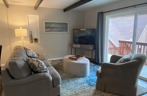 Ogden Apartment | Mountain Bench Guest Apartment W/2 Balconies Ogden's Historical East bench