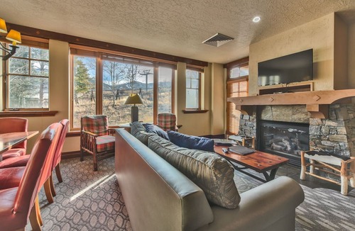Park City Condo | 2BR Ski-in-Out Condo with Pool