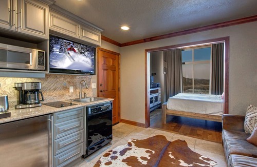 Park City Condo | Moose Mgmt at Westgate 3901AB: Mountain View-Two King Beds-Pool-Dogs Welcome