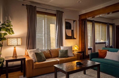 Central City Apartment | Delightful 2-bedroom apartment in the Heart of Salt Lake City! Close to U of U.