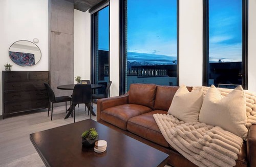Rio Grande Apartment | 11thFloor|CityView|HotTub|Pool|Gym|Parking|KingBed