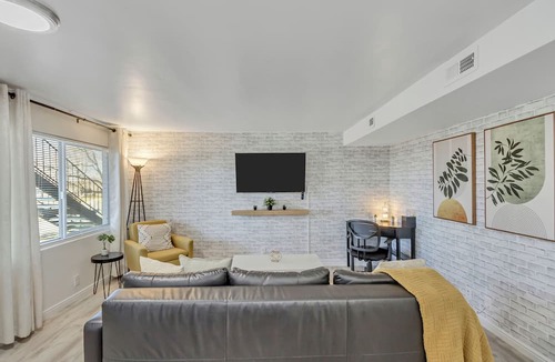 Downtown Salt Lake City Apartment | Cozy 2BR/1BA Downtown SLC stay with fast Wi-Fi & great location