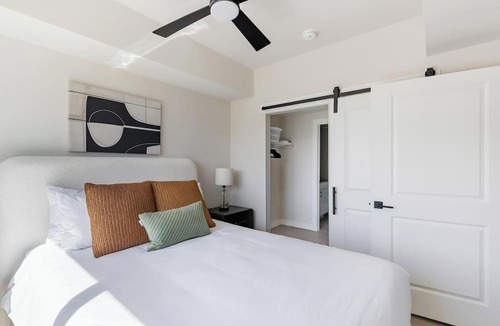 People's Freeway Apartment | Landing | Chic 1BD, Courtyard, Clubhouse