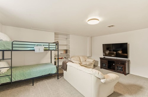 American Fork Condo | Cozy Haven Hideaway | King Bed | Near Canyon