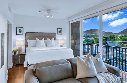 Sugar House Apartment | Sugarhouse - Panoramic Mountain Views! Studio!