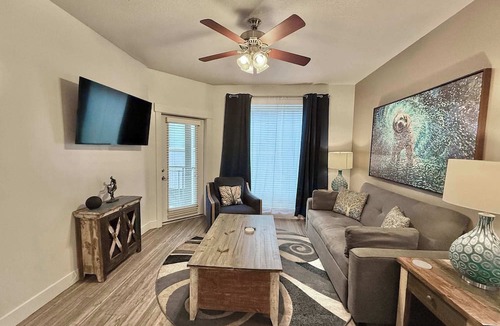 Downtown Salt Lake City Condo | Spacious 2-Bedroom Urban Oasis