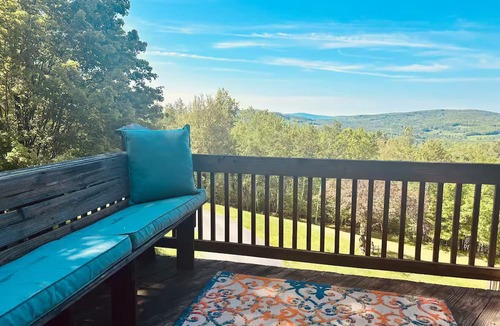 New Lebanon House | Berkshires Mountain Retreat w Panoramic Views, 5 Decks, Hot Tub, near Tanglewood