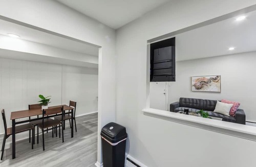 Newark Apartment | Pine Brook 416 I Corporate 1.5Br Apartment ! Pool