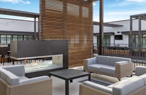 People's Freeway Apartment | Comfort Meets Convenience in Downtown SLC