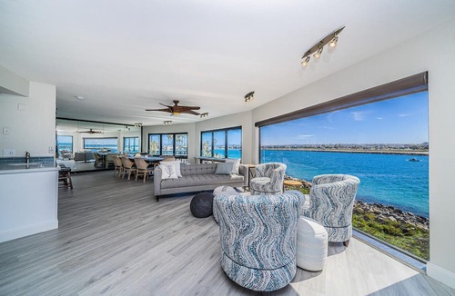 South Mission Beach Condo | Oceanfront * 2 Penthouses * Views Galore * Dogs OK!