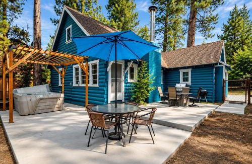 Big Bear Lake House | Bear Slope View Cabin - Beautiful home located just south of Bear Mountain ski resort!