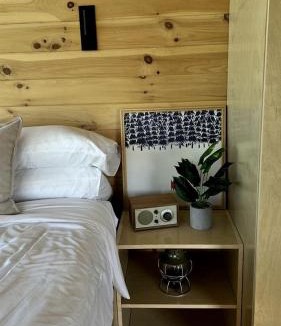 Pagosa Springs House | Cozy Rustic Cabin with Stargazing Windows & Hot Tub near Ranchlands, Pagosa Springs, Colorado