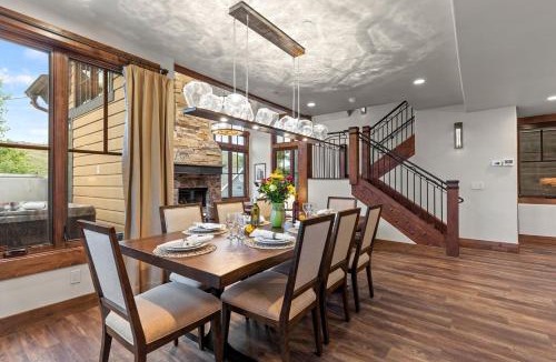 North Park City House | Breathtaking Cottage with Barbecue and Fireplace in Park City, Utah