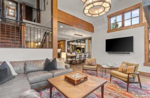 North Park City House | Breathtaking Cottage with Barbecue and Fireplace in Park City, Utah