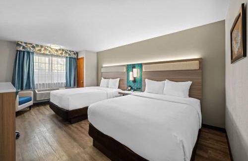 Southside Hotel | Econo Lodge Inn & Suites Santa Fe South