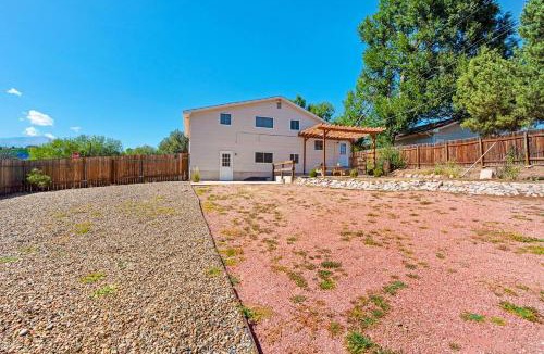 West Colorado Springs Villa | Pet Friendly near Garden of the Gods AF Academy