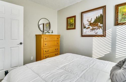 Taylorsville House | Stunning SLC Basecamp: Ski, Explore & Unwind