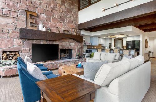 Deer Valley Apartment | Stag Lodge at Deer Valley Resort - Three Bedroom Residence with Spa #9