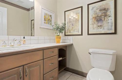 Snowbird House | Chateau Woodlands in Salt Lake with Guesthouse and Hot Tub